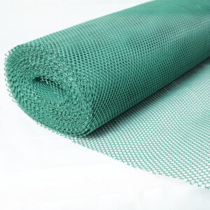 Пластикова сітка 6 х 8 мм 1.20 м*30 м парканна зелена Сота